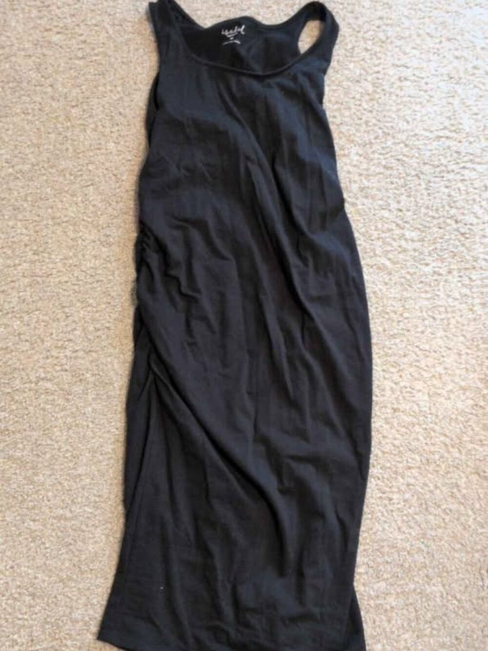 Ingrid & Isabel fitted maternity dress
